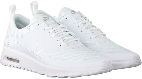 nike schoenen witte zool|witte nike schoenen.